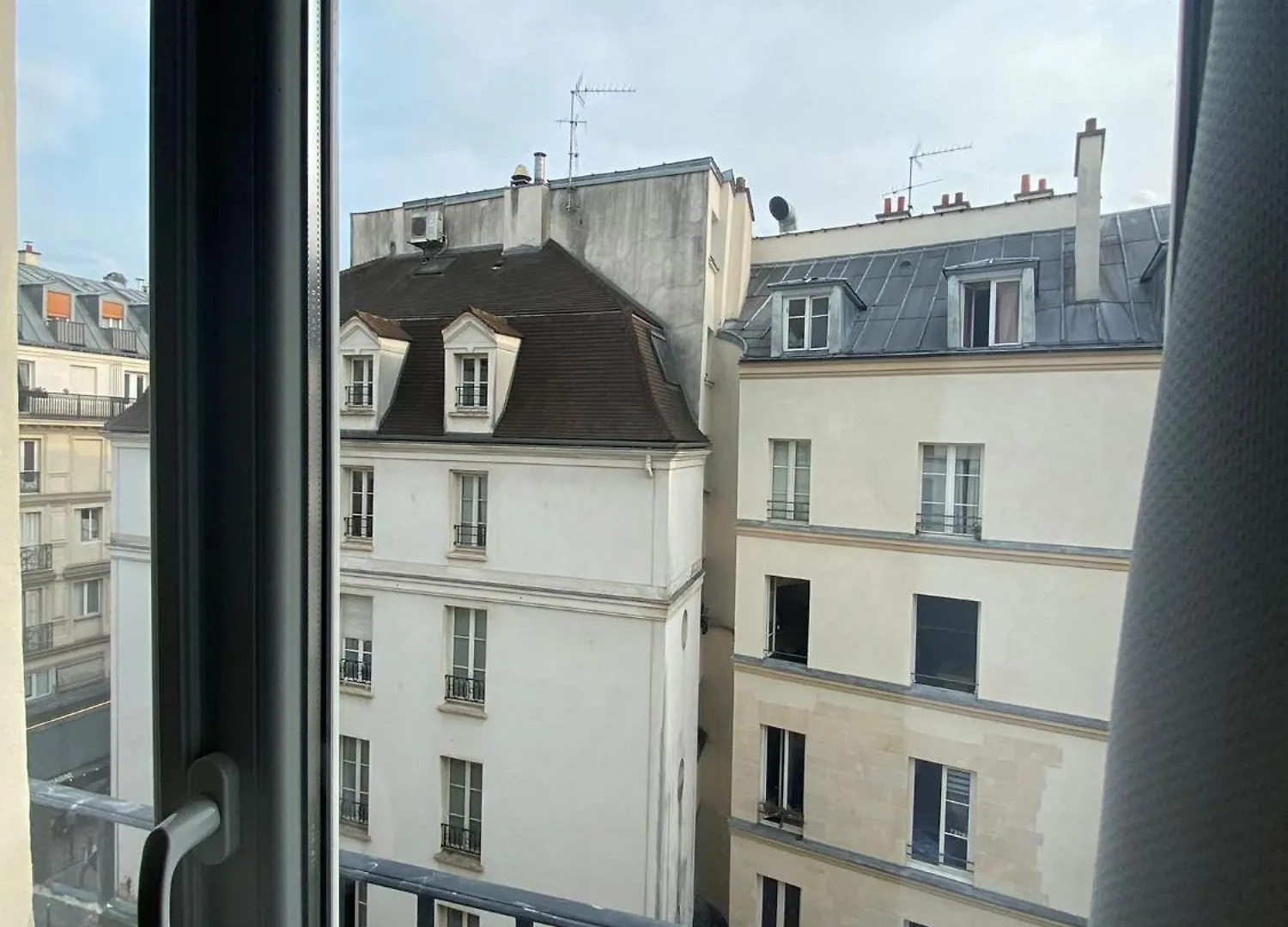 Beautiful Studio Paris 0*,  France