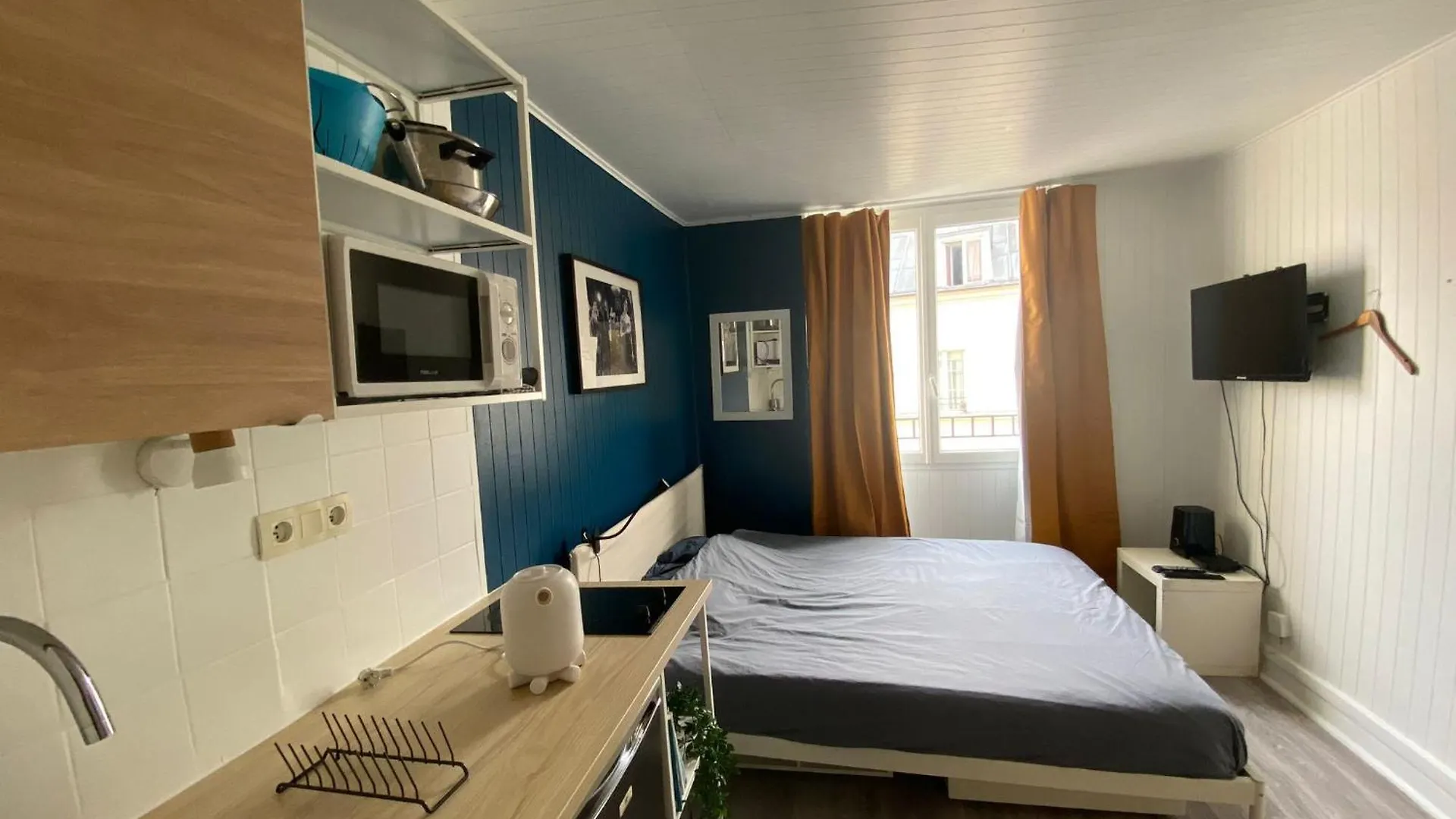 Beautiful Studio Paris 0*,