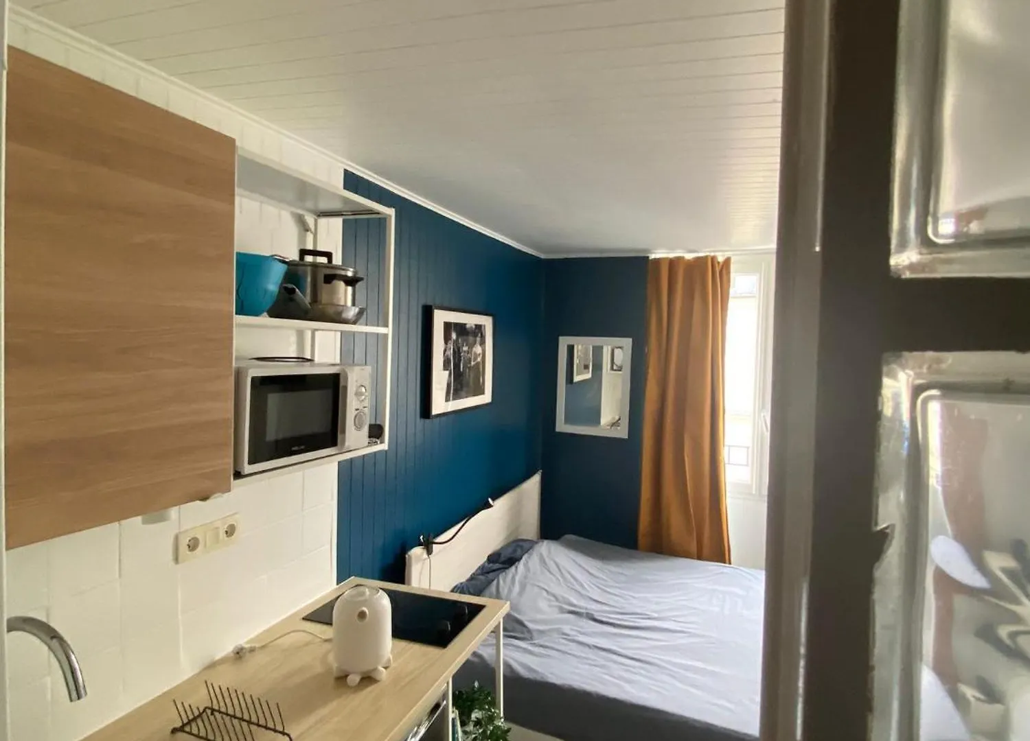 Beautiful Studio Paris